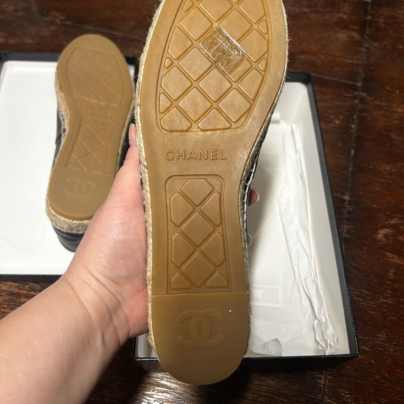 All Black Chanel Lambskin Espadrilles - Picture 6 of 16